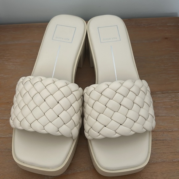 Dolce Vita Platform sandals - Picture 2 of 3